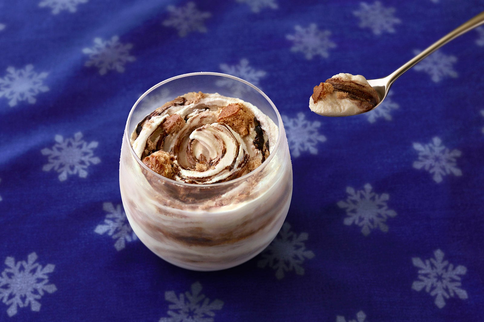 マックフルーリーに「ティラミス」味 大人の味わいを表現