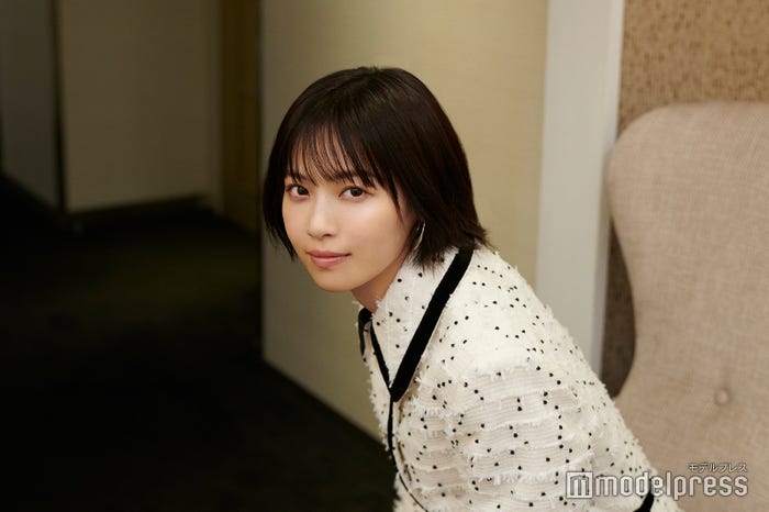 西野七瀬(C)モデルプレス