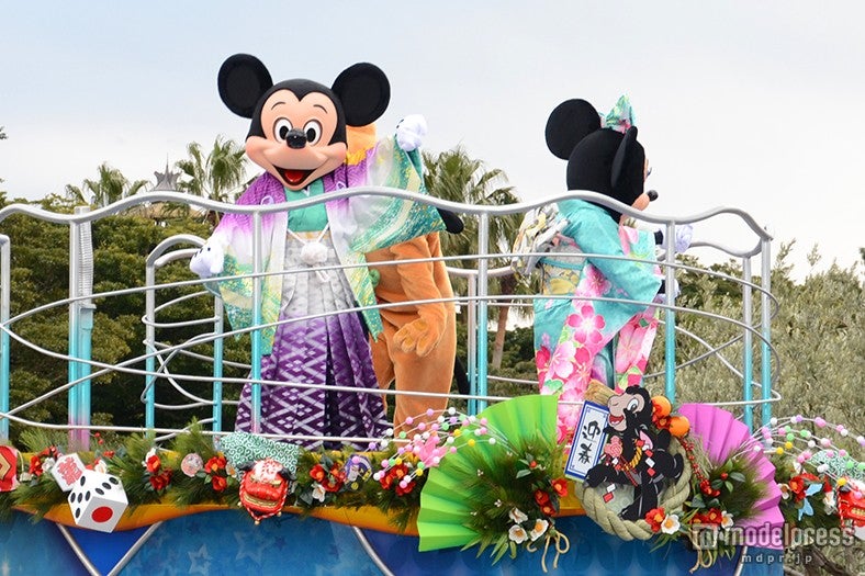 東京ディズニーランド「ニューイヤーズ・グリーティング」／ミッキー