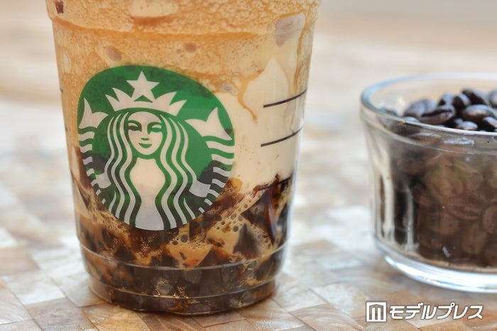 コーヒージェリー・コーヒーホイップ・フラペチーノの3層 (C)ビューティーガール