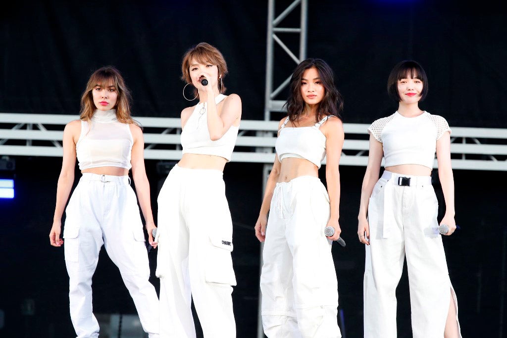 25日に出演したFAKY（左から）アキナ、リル ファング 、アンナ、ミカコ （写真提供：avex） 