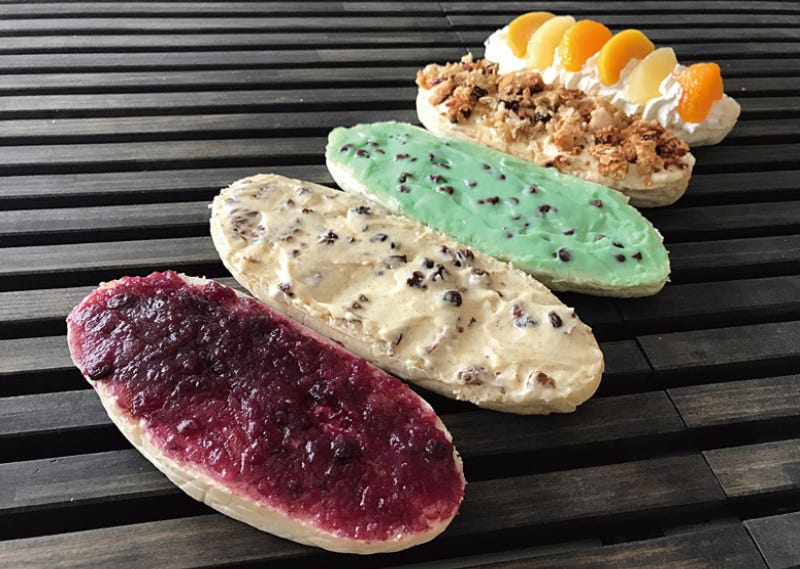 店名がインパクト大!コッペパン専門店「月刊アベチアキ」 サングリアにチョコミント…変わり種に注目