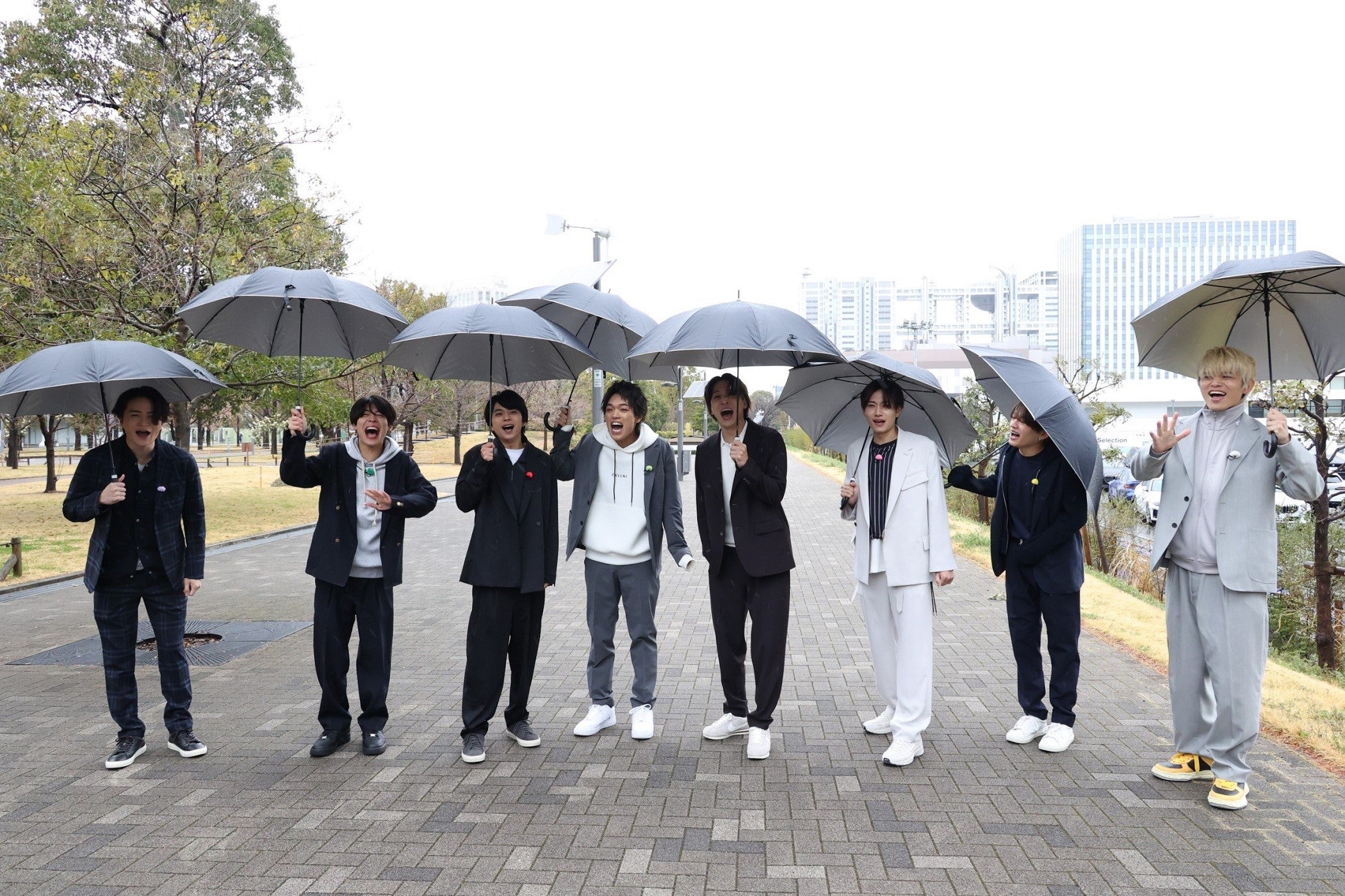 timelesz、初冠番組への意気込み明かす「新メンバーとして“恩返し”がしたい」初回は先輩にあいさつ回り・私物査定企画も