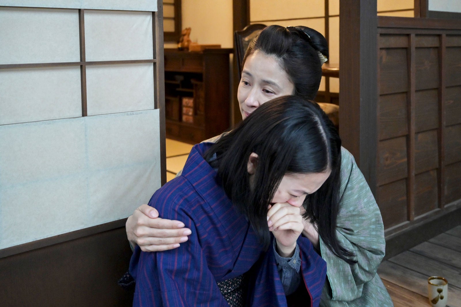 上坂樹里、水野美紀「風、薫る」第85話（C）NHK
