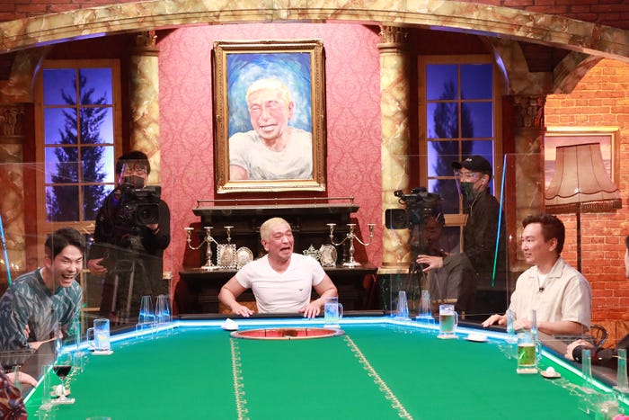 (左から)濱家隆一、松本人志、山内健司 (C)フジテレビ