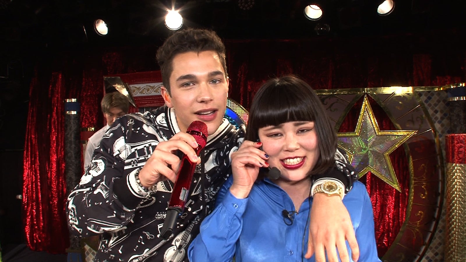 オースティン・マホーン、ブルゾンちえみ（C）日本テレビ