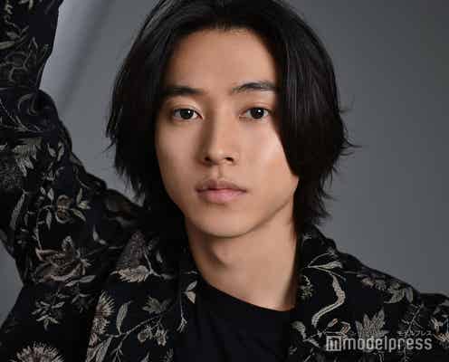 山崎賢人、意を決して臨んだ“異質な”撮影現場―ヒット作続編への期待語る<「今際の国のアリス」シーズン2インタビュー前編>