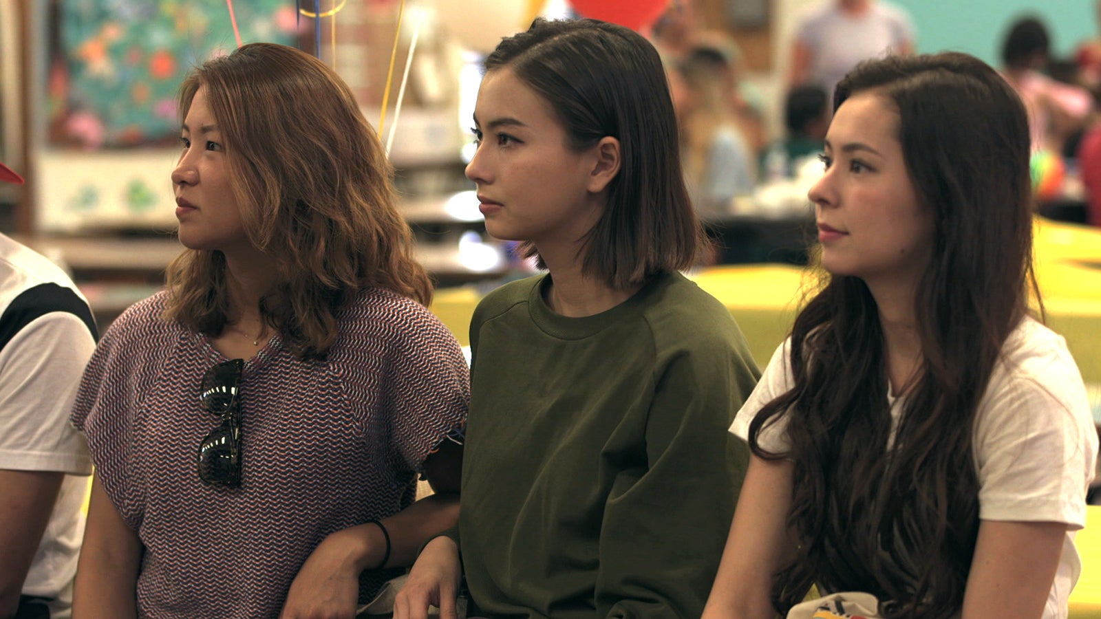 エビアン、ローレン、奈緒美『TERRACE HOUSE ALOHA STATE』4th WEEK（C）フジテレビ／イースト・エンタテインメント 