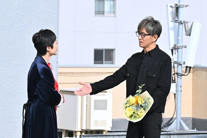 有働由美子、木村拓哉(C)テレビ朝日