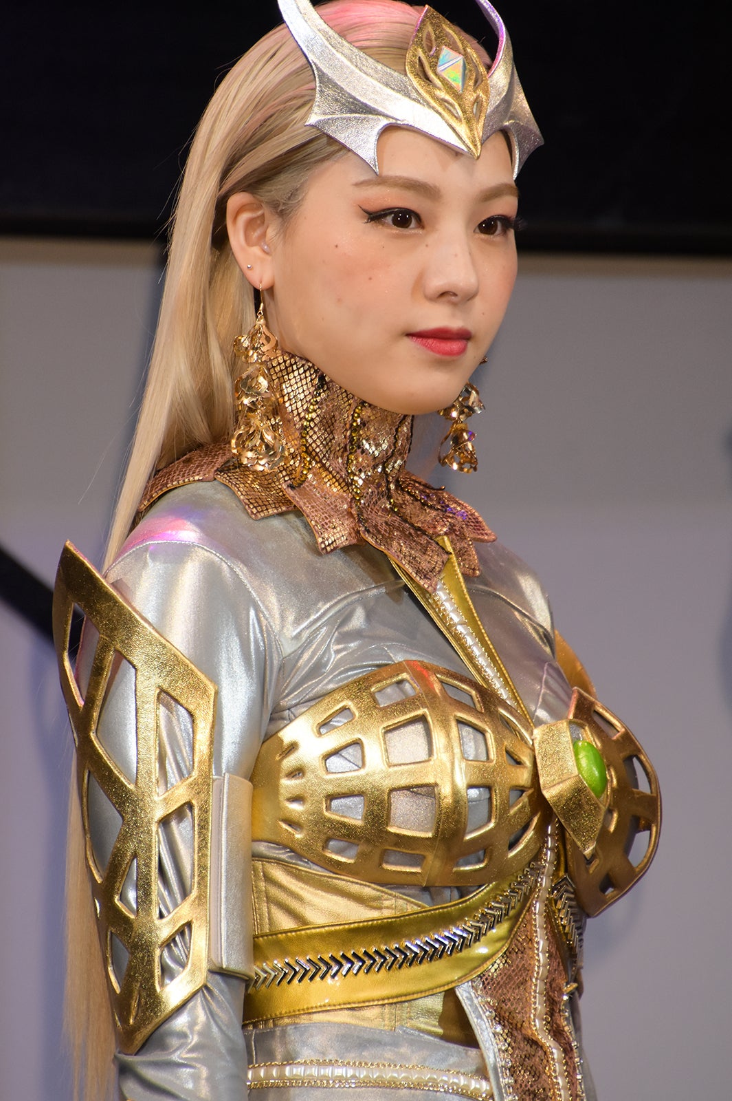 相楽伊織（C）円谷プロ（C）DHL製作委員会