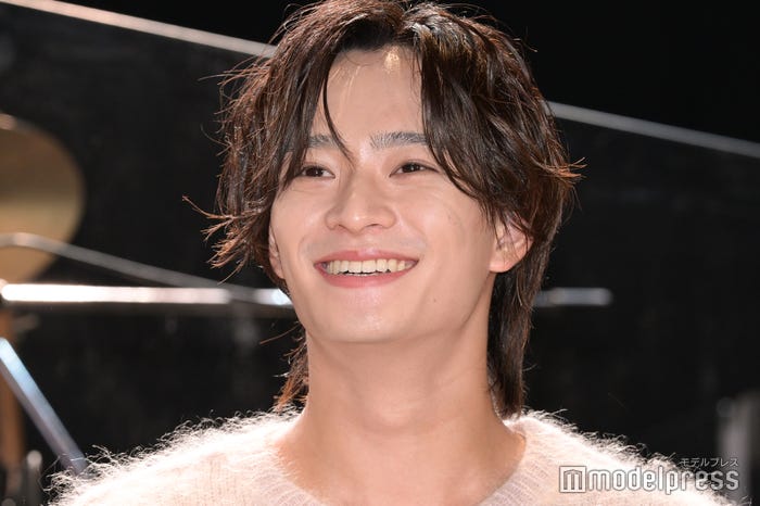 浮所飛貴(C)モデルプレス