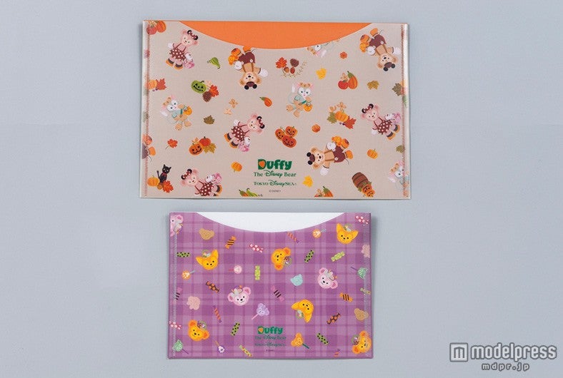 フラットケースセット、バックデザイン（C）Disney