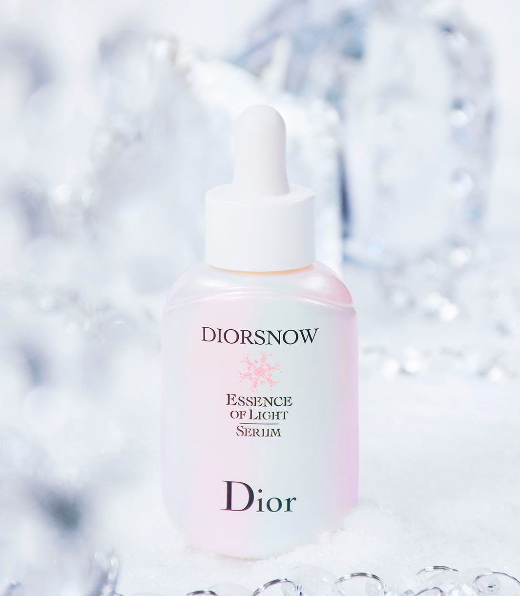 ホワイトニング ライン「ディオール スノー」（提供写真）