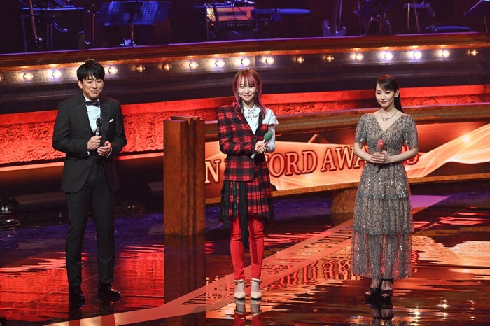鬼滅の刃 特別賞受賞 吉岡里帆も 本当に胸が熱くなりました レコ大 モデルプレス 鬼滅の刃 特別賞受賞 吉岡里帆も 本当に胸が熱くなりました レコ大 モデルプレス