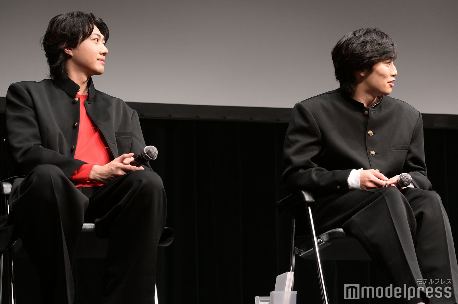 小坂涼太郎、寺坂頼我（C）モデルプレス