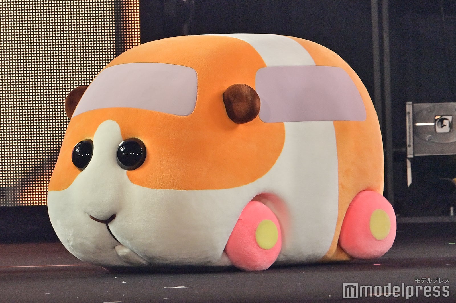 （C）モデルプレス