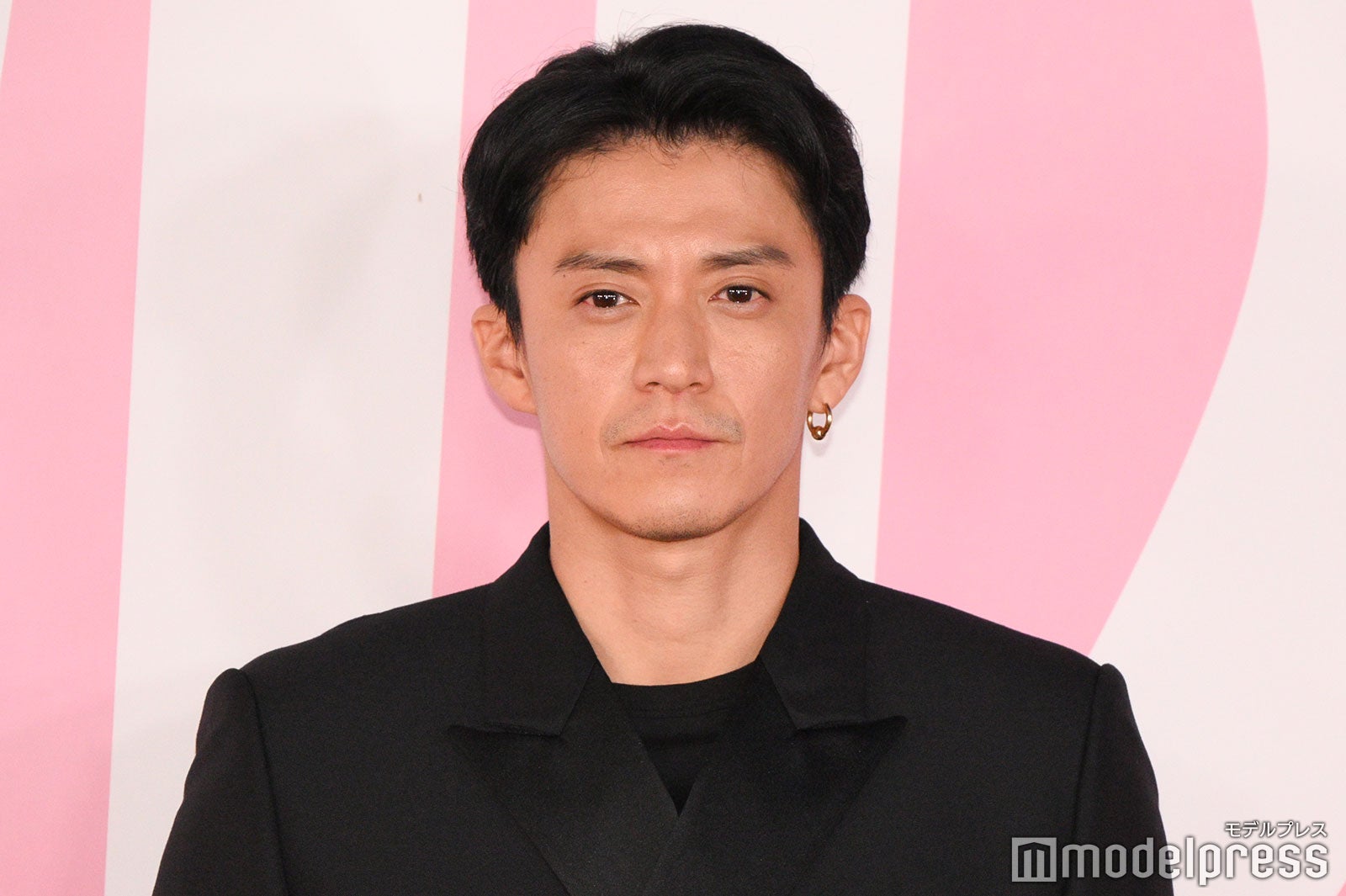 小栗旬（C）モデルプレス