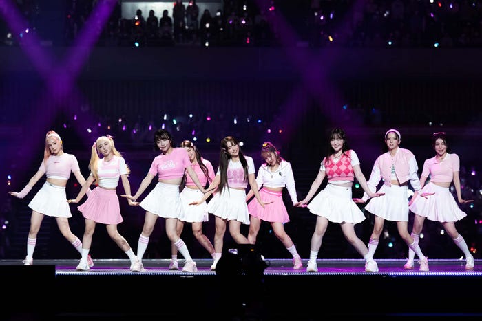 Kep1er (C)CJ ENM Co., Ltd, All Rights Reserved