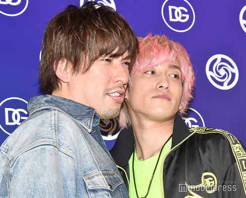 EXITりんたろー。「タトゥーを入れようかな」“ドルガバ×呪術廻戦”堂々着こなす