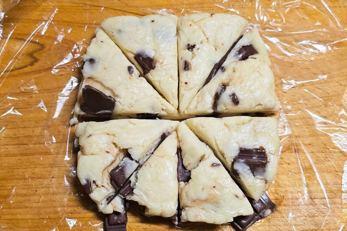 チョコチャンクスコーン・カット