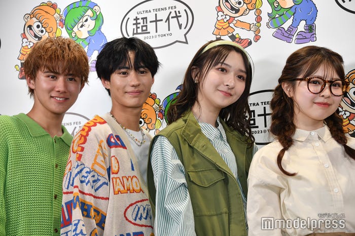新井谷悠、小林希大、横山莉華、折田涼夏 (C)モデルプレス