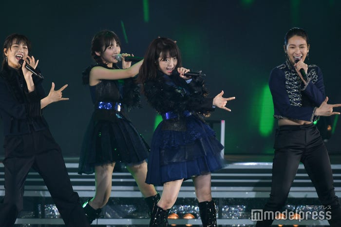 宮澤佐江、峯岸みなみ、秋元才加「峯岸みなみ卒業コンサート~桜の咲かない春はない~」(C)モデルプレス