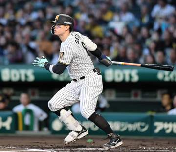阪神・佐藤輝 日本新ペースの猛打賞 2夜連続で早くも6度目 NPB記録は西岡剛＆秋山翔吾の「27」