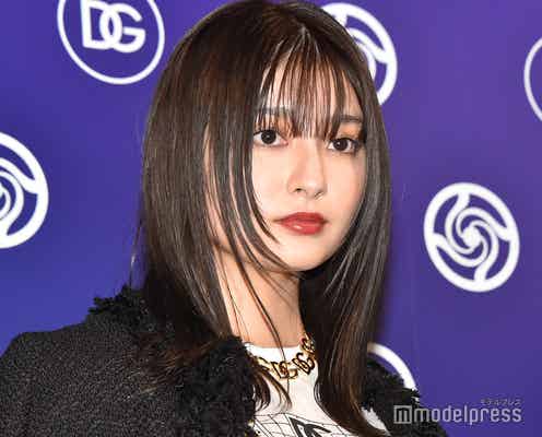 吉川愛、美デコルテ際立つ甘めコーデに反響「ギャップがすごい」「最上級の可愛さ」