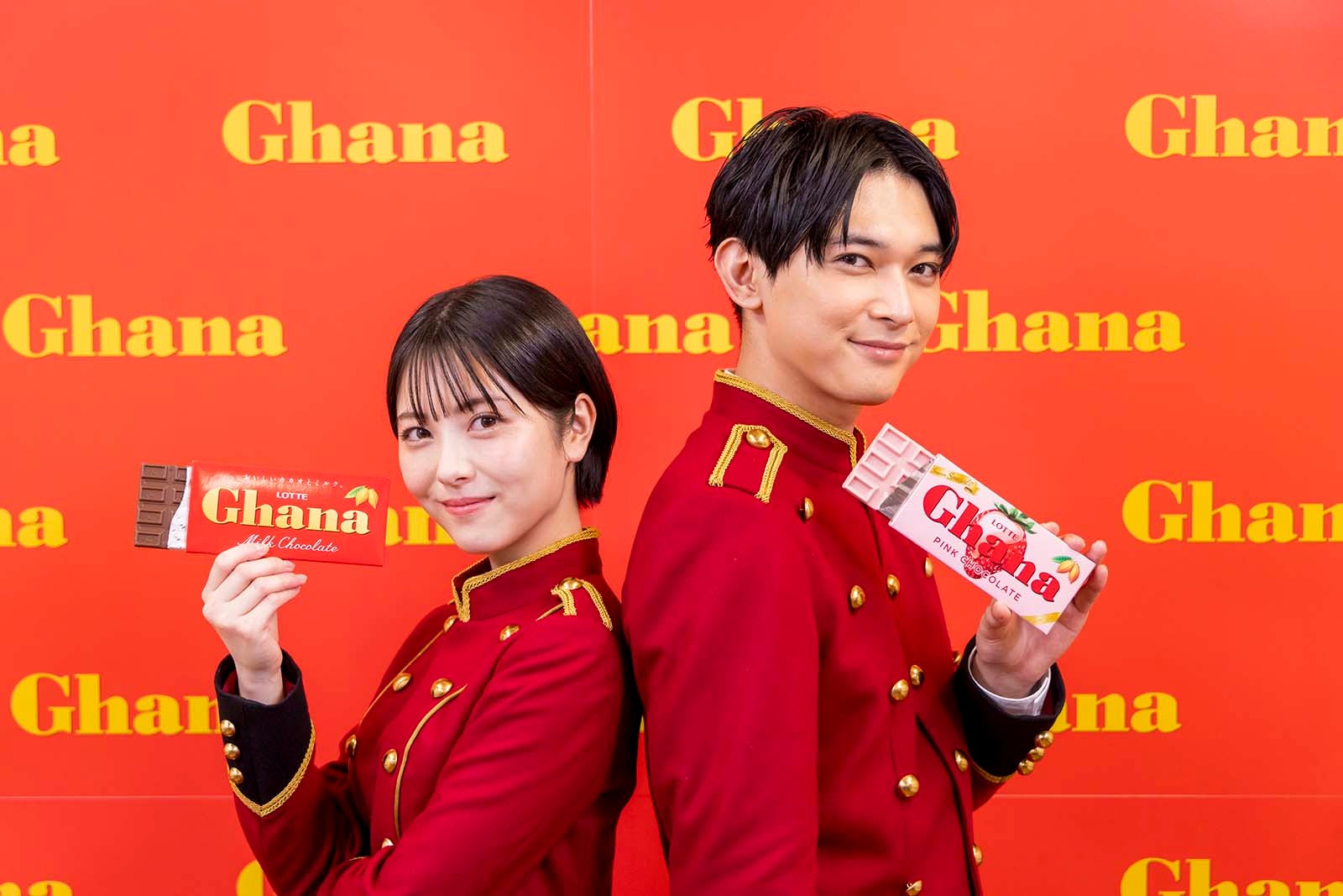 浜辺美波、吉沢亮／メイキング（提供写真）