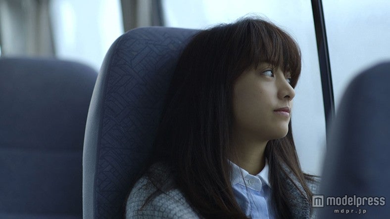 山本美月／「CanCam」4月号CMより（画像提供：小学館）