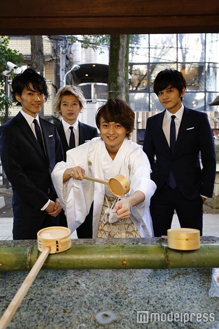 DISH//(左から:MASAKI、、RYUJI、To-iTAKUMI)