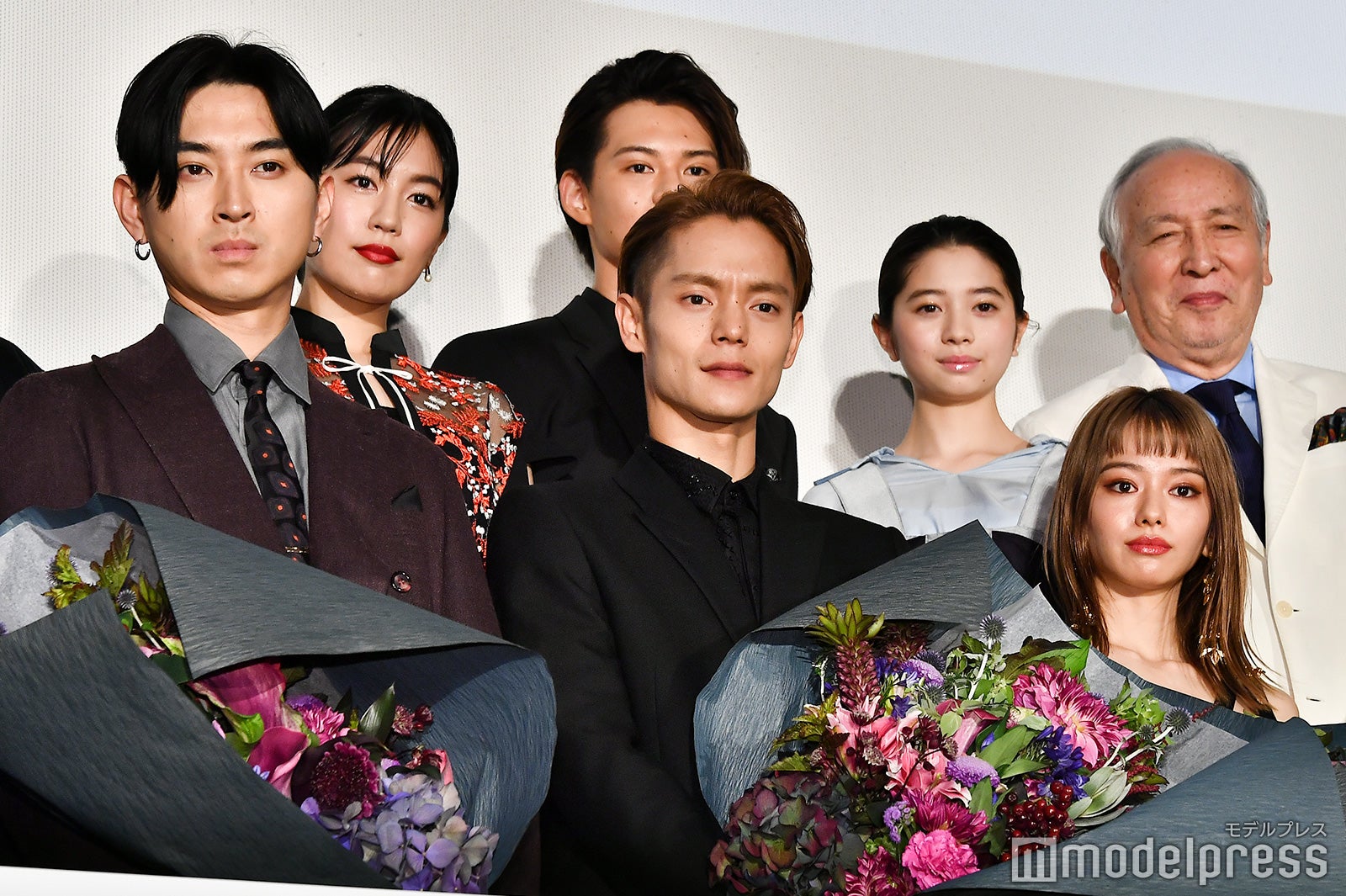 （前列左から）松田翔太、窪田正孝、山本舞香（C）モデルプレス