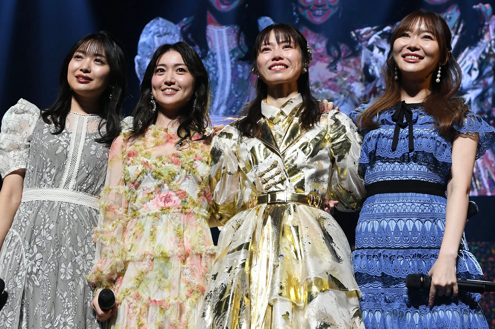 AKB48横山由依、卒コンにNot yet集結で涙 川栄李奈もサプライズ登場