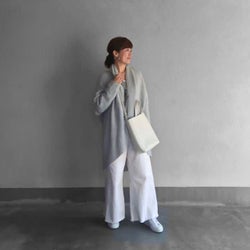 ロングカーディガンのロングってどれくらいの丈?今年らしく着こなす4つの方法