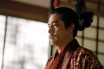 やっぱり本能寺黒幕こっちか！【豊臣兄弟】予告に2カ月消えてた大物が現る 不穏な一言に、ええっ！ 本能寺1カ月前…安土饗応事件が大荒れ