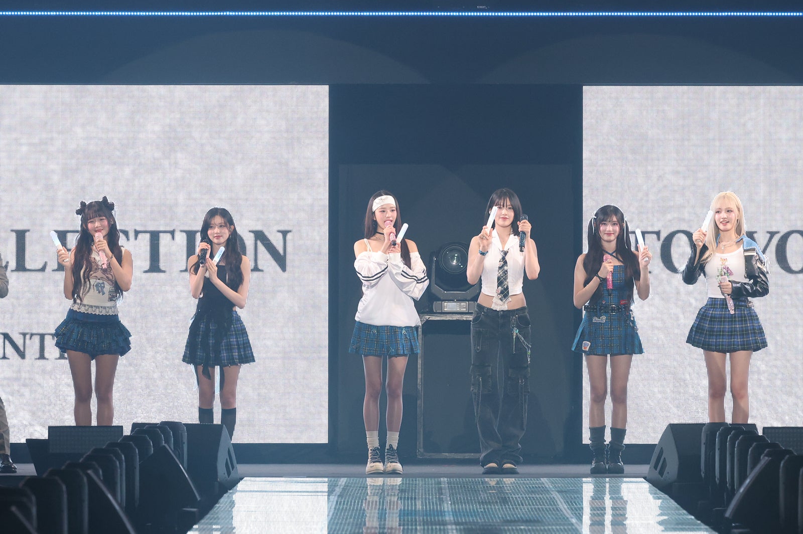 点灯式に参加するIVE（C）マイナビ TOKYO GIRLS COLLECTION 2024 AUTUMN／WINTER