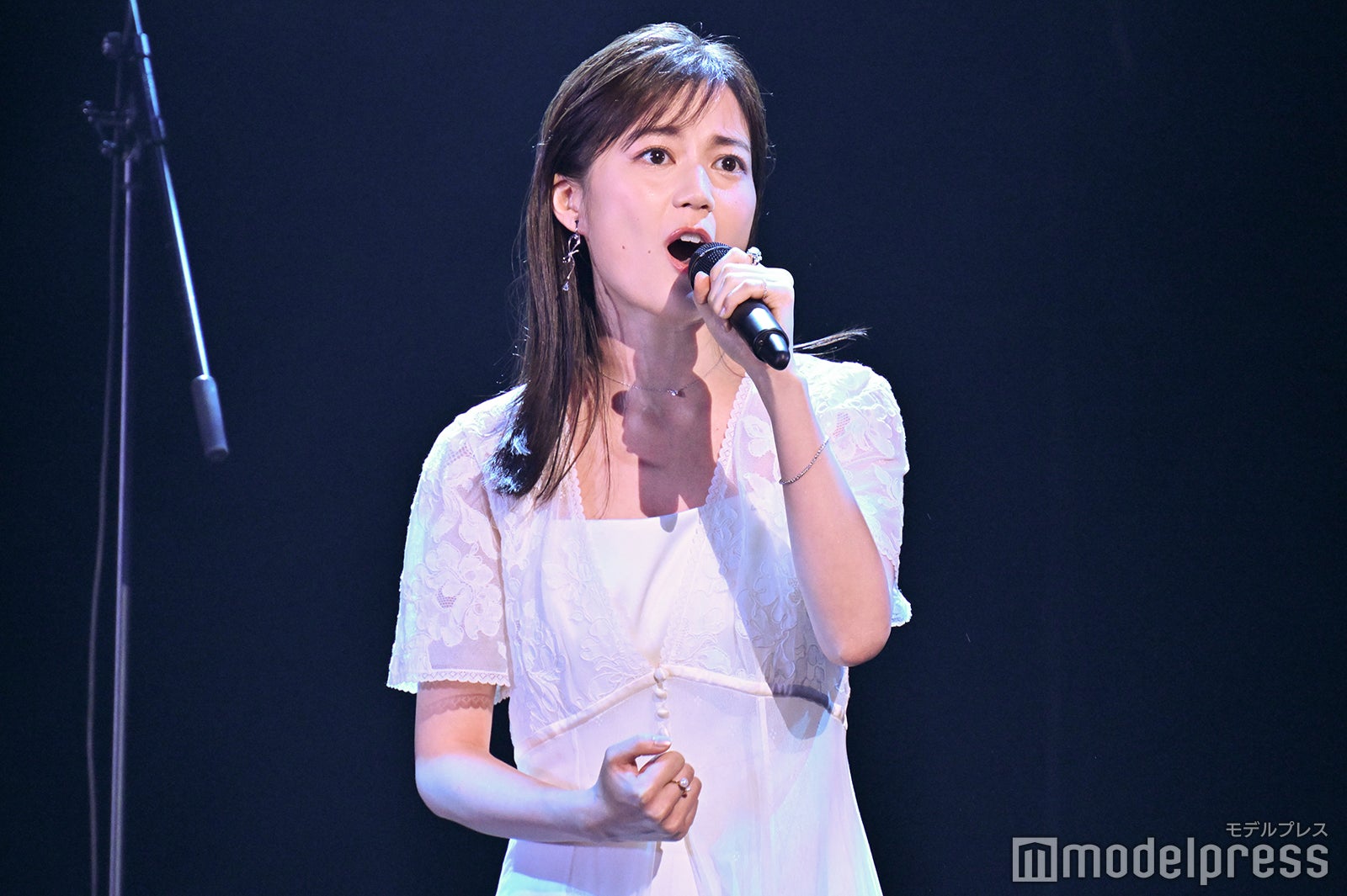 生田絵梨花（C）モデルプレス