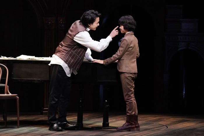 中村倫也、高畑遼大/公開ゲネプロより(C)MUSICAL「ルードヴィヒ~Beethoven The Piano~」製作委員会/岩田えり