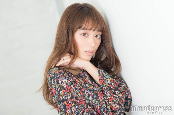 近藤千尋 キスは毎日 夫 ジャンポケ太田との ぷるチュー を語る ママになっても変わらないラブラブ生活の秘訣 モデルプレス 近藤千尋 キスは毎日 夫 ジャンポケ太田との ぷるチュー を語る ママになっても変わらないラブラブ生活の秘訣 モデルプレス