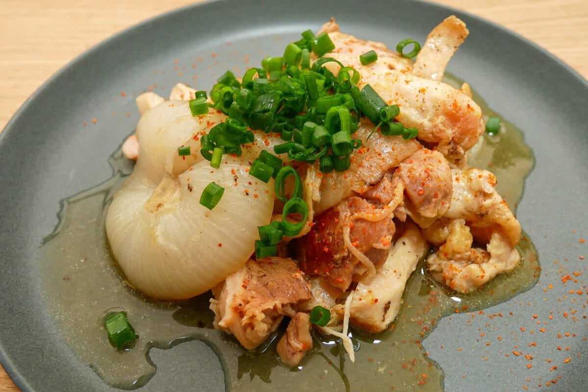 鶏と玉ねぎの塩だけ煮込み