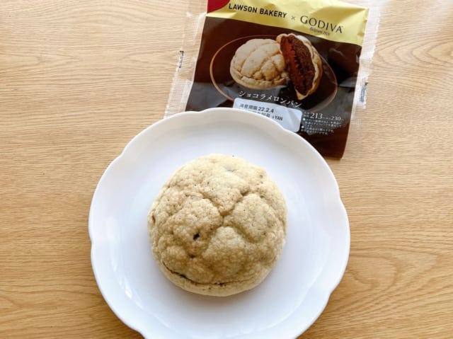 ショコラメロンパンは買いです。