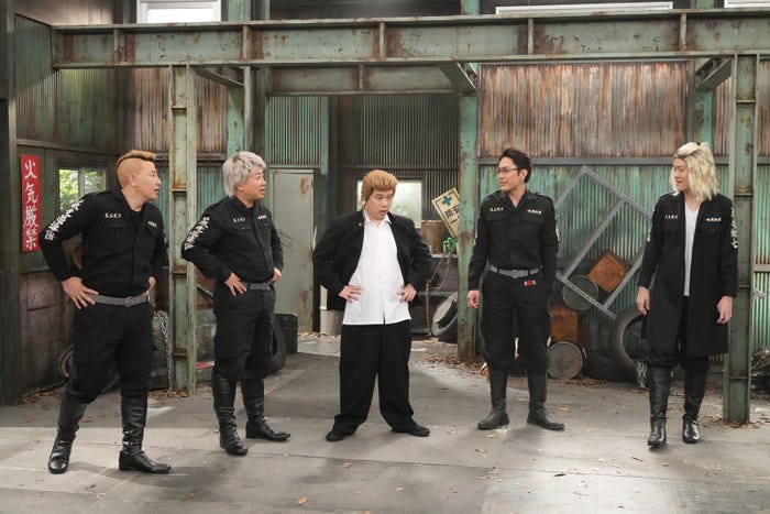 (左から)長田庄平、松尾駿、せいや、間宮祥太朗、粗品(C)フジテレビ