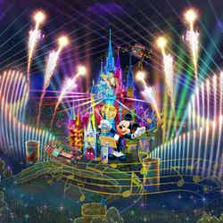 「Celebrate！Tokyo Disneyland」 （C）Disney