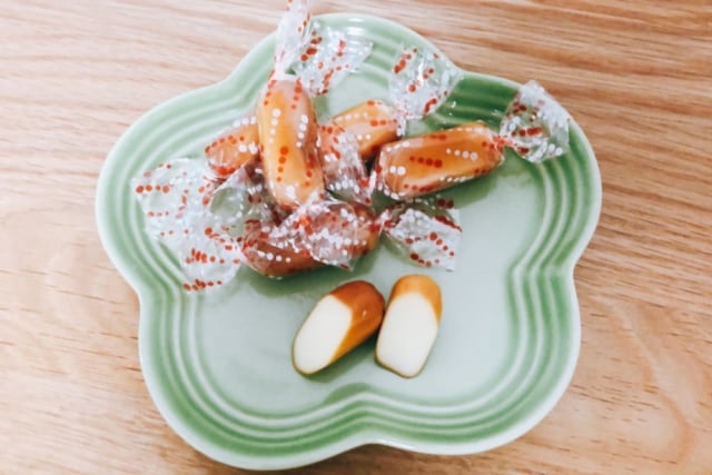 成城石井　桜燻しのスモークチーズ 中身