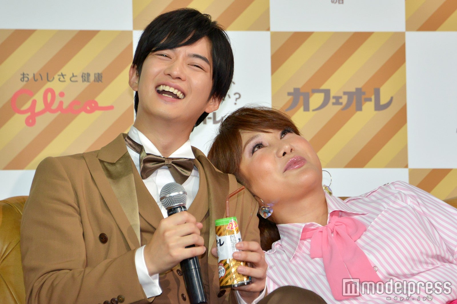 千葉雄大、はるな愛（C）モデルプレス