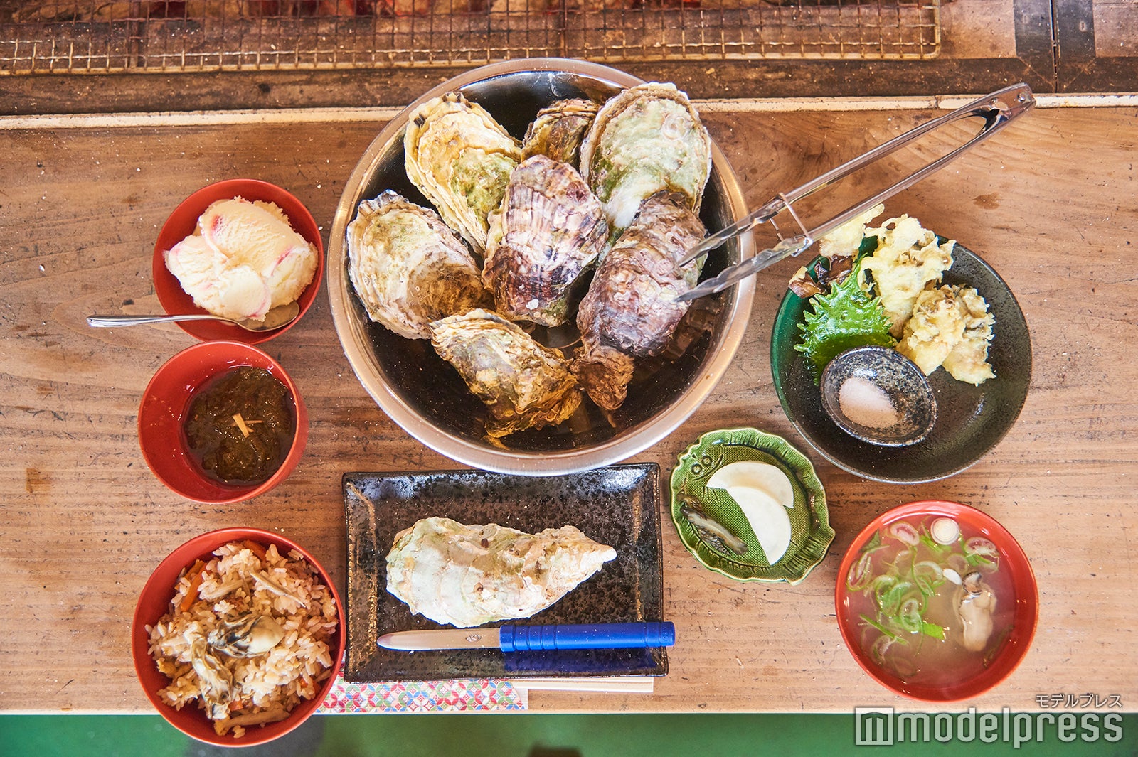 「オリジナルかきフルコース（3,000円+税）」（C）モデルプレス