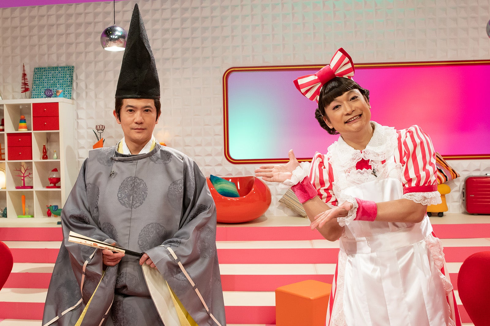 （左から）稲垣吾郎、香取慎吾（C）NHK