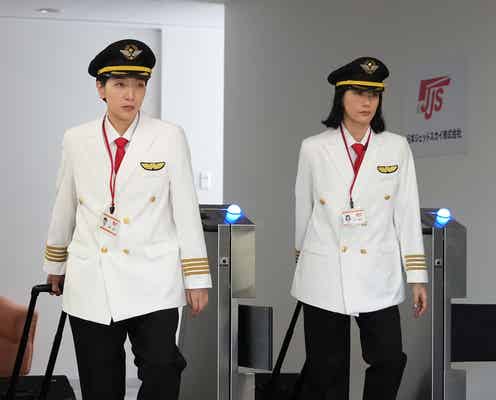 「ブラッシュアップライフ」麻美(安藤サクラ)&真里(水川あさみ)見つめる“謎の男”の正体とは?最終章開幕