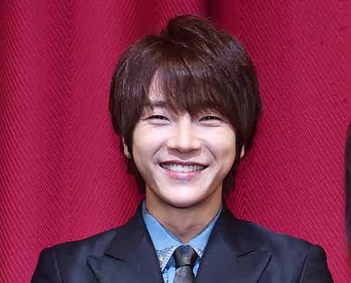 超新星・ユナク、“ベッドシーン”挑戦に「許してください」