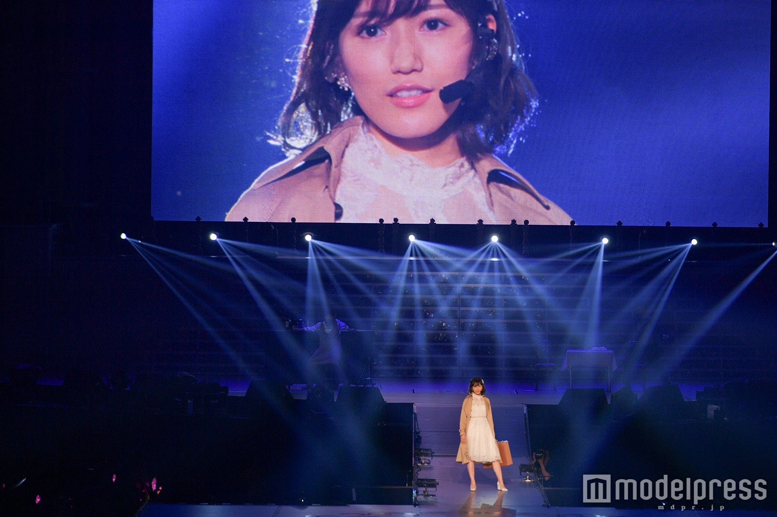 「渡辺麻友卒業コンサート～みんなの夢が叶いますように～」（C）モデルプレス